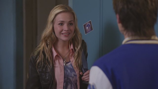 Avalon Lisesi (2010) fragman