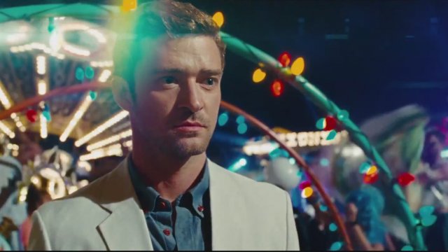 Runner Runner - Parti Sahnesi