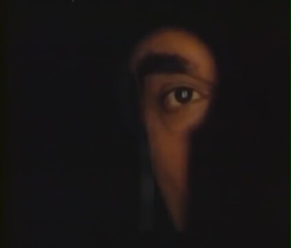 Mum Kokulu Kadınlar