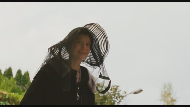 Restless (2011) fragmanı