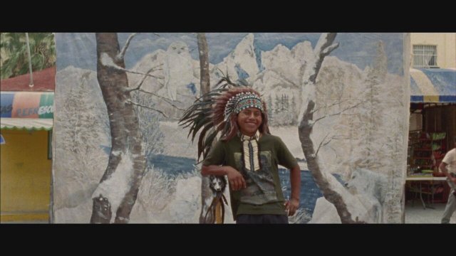 The Golden Cage (2013) Fragman