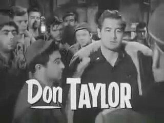 Casuslar Kampı (1955) fragmanı