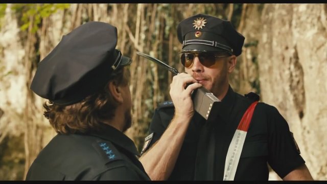 Afacan Beşler (2012) fragmanı