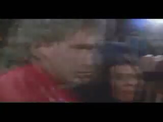 Karanlıkta Bir Çığlık Fragman