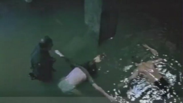 Dark Asylum (2001) fragmanı