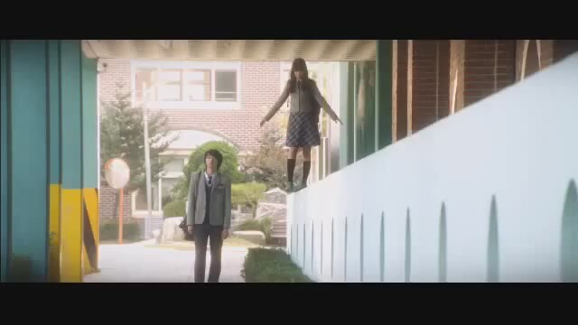 Holly And Wani Fragman