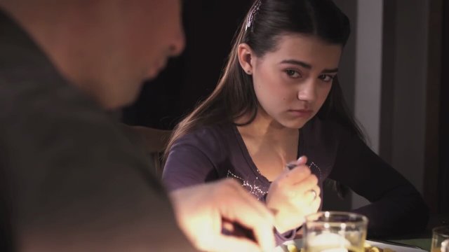 Some Guy Who Kills People Fragman