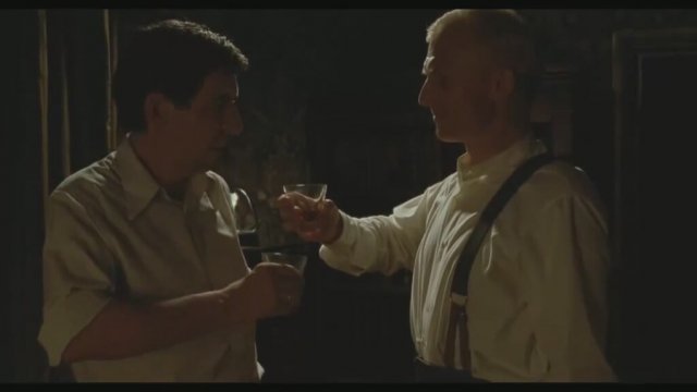 Appartamento ad Atene (2011) fragmanı