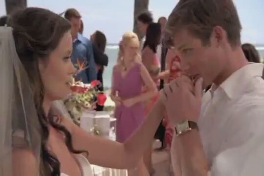 Deadly Honeymoon Fragman