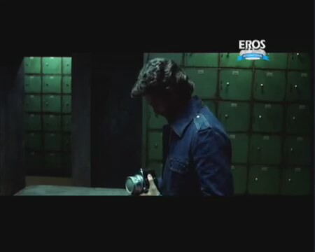 Aa Dekhen Zara Fragman