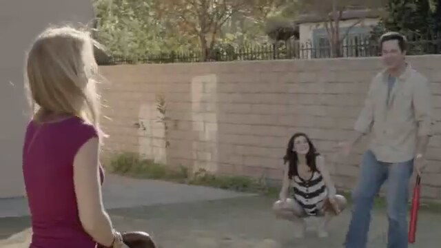 Crawlspace (2012) Fragman