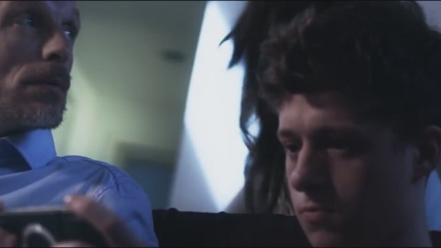 Beautiful People (2014) fragmanı