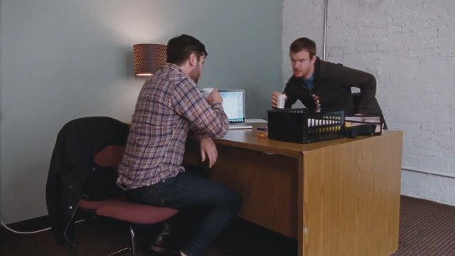 Happy Christmas (2014) fragmanı