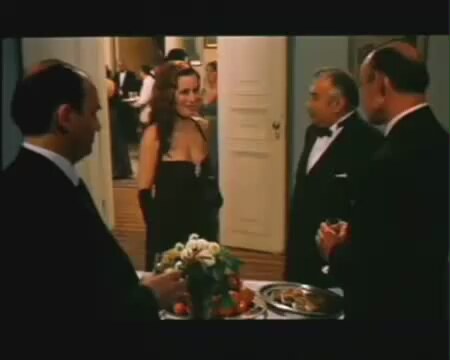 Salkım Hanımın Taneleri Fragman