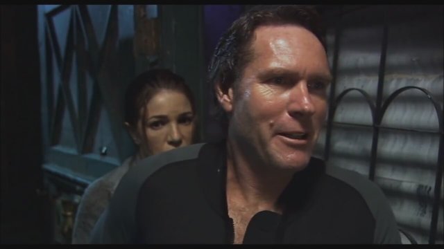 Storm Warning Fragman