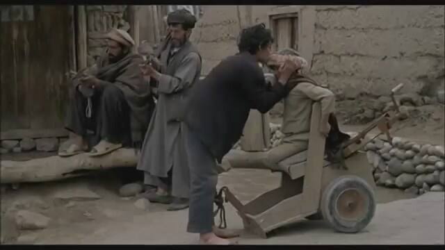 İki Bacaklı At (2008) fragmanı