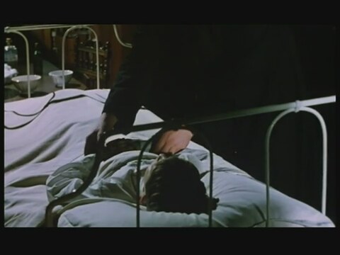 Sous le soleil de Satan Fragman