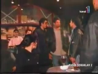 Yasak Sokaklar Emrah ve Seren Serengil Sahnesi