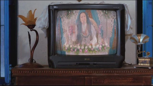 Luv Shuv Tey Chicken Khurana Fragman