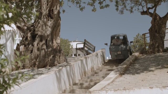 The Right Juice Fragman