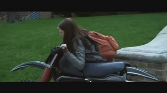 Breaking Wind (2012) fragmanı