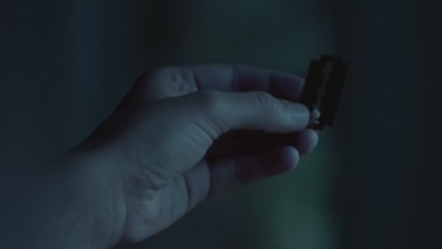 Den Som Söker Fragman