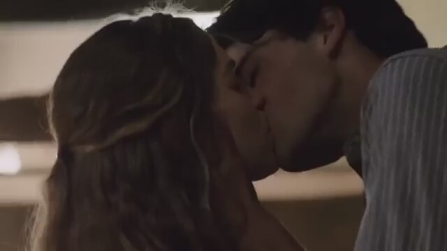 Escape from Polygamy (2013) fragmanı