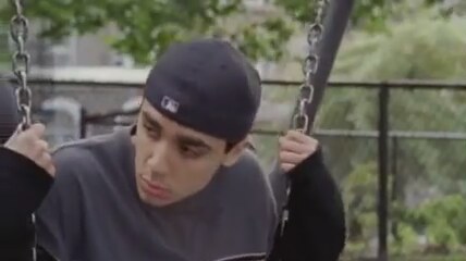 Don't Let Me Drown (2009) fragmanı