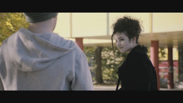 Das Leben ist nichts für Feiglinge (2012) fragmanı