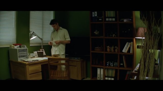 Mister John (2013) fragmanı