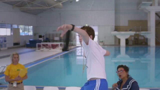 Paper Planes (2014) fragmanı