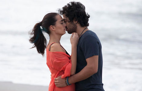 Bir Varmış Bir Yokmuş Teaser