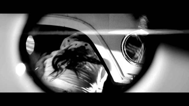 Gece Yarısı Sokakta Tek Başına Bir Kız - Türkçe Altyazılı Fr