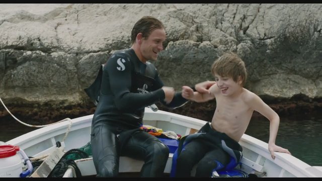 Le grand homme (2014) Fragman