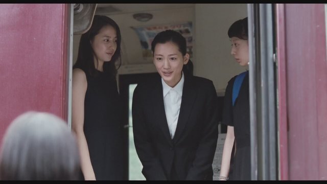 Umimachi Diary (2015) Fragman
