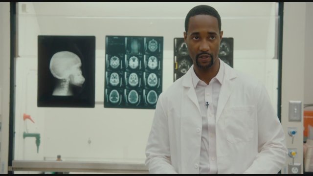 American Hero (2015) Fragman