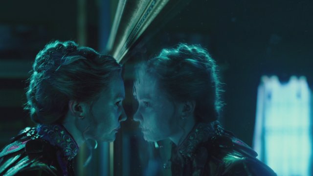 Alis Harikalar Diyarında: Aynanın İçinden (2016) - 2. Türkçe