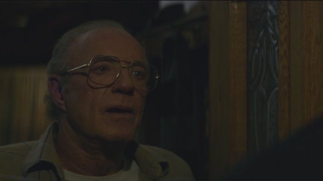 The Good Neighbor (2016) Fragman